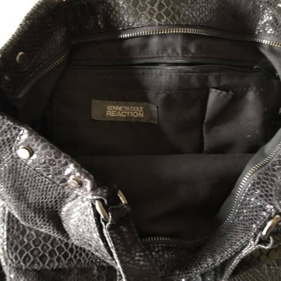 Kenneth Cole purse - Picture 2 of 2